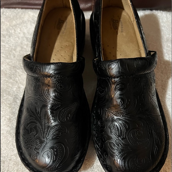 Bass Women Shoes - Picture 3 of 9